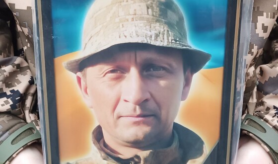 Сьогодні сумська громада попрощалася з двома захисниками України