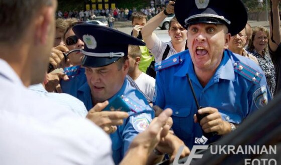 Під час Євро-2012 фанати уникнули серйозних зловживань міліції, але яка спадщина прав людини залишилась для України?