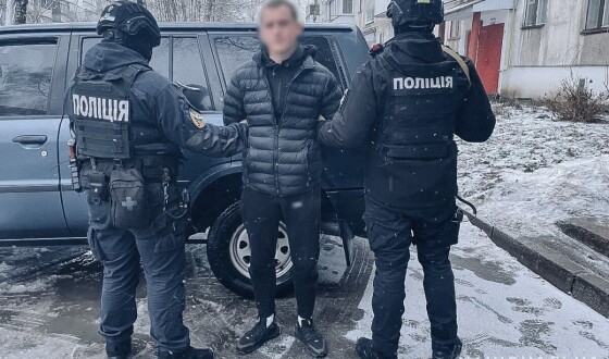 Поліцейські ліквідували організовану злочинну групу, яка на замовлення спалювала житло громадян по всій країні