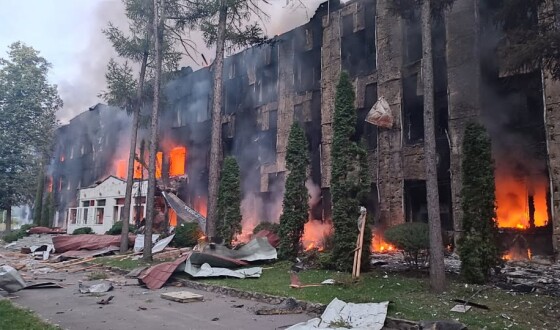 Цієї ночі росіяни продовжили атакувати Сумську громаду