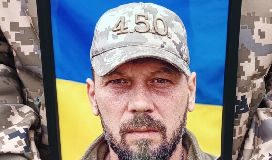 Сьогодні Сумська громада попрощалася із захисником України Сергієм Бондаренком