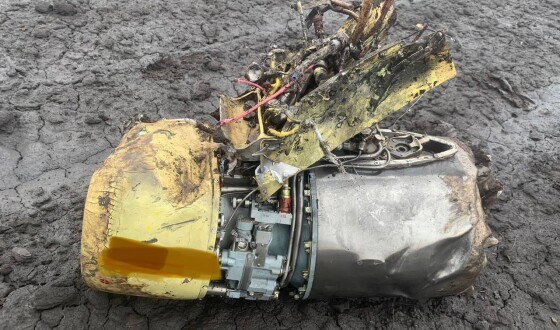 Відео нічного повітряного бою української ППО з ракетою агресора