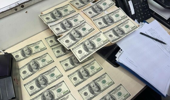 2 000 доларів за перетин кордону – на Львівщині прикордонники викрили хабародавця