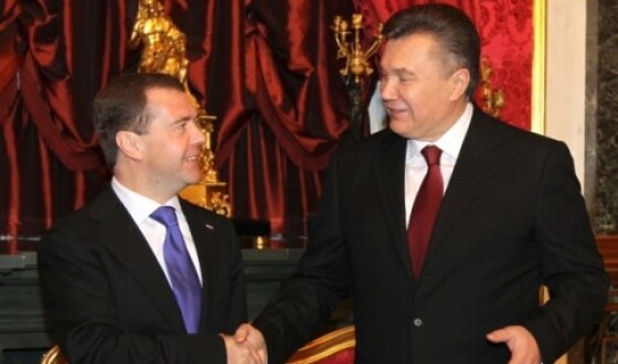 Медведєв і Янукович зустрілися. На черзі – Азаров і Путін