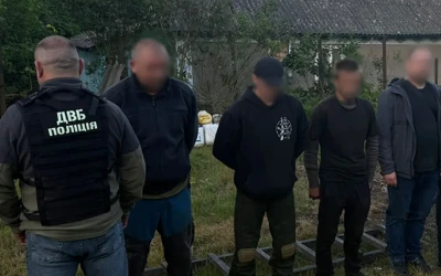 Нелегальний транзит: на Буковині викрили схему незаконного виїзду чоловіків за кордон