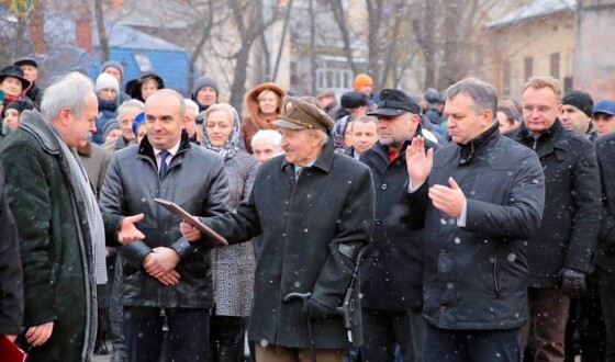 Сьогодні нагородили дипломами лауреатів премії імені Степана Бандери