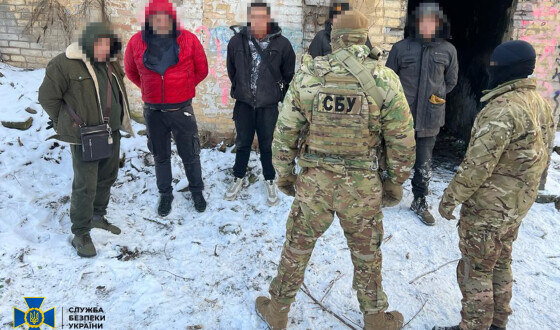 СБУ і Нацполіція знешкодили у Запоріжжі банду рекетирів, яка викрадала людей та «вибивала» з них неіснуючі борги