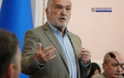 Чи можна довіряти Америці?