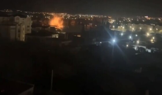 Севастополь атакований вночі українськими морськими дронами, відео