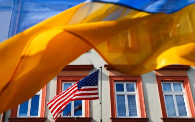 У США продовжили дозвіл на перебування українців на два роки