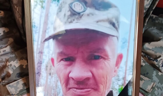 Сьогодні Сумська громада попрощалася із захисником України Леонідом Бондарєвим