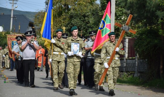 Прикордонник-герой повернувся з війни «на щиті»