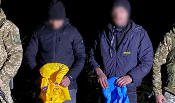 Заплив в Угорщину і Румунію чоловікам призовного віку не вдався