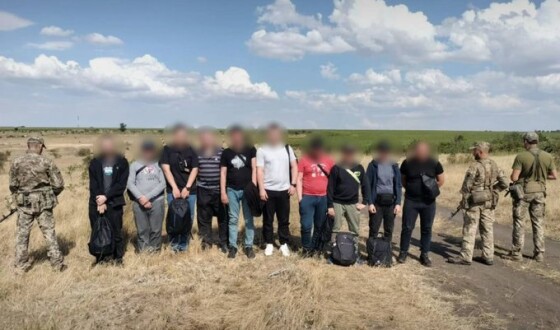 Прикордонники затримали десятеро «туристів» із шести областей на кордоні з Молдовою