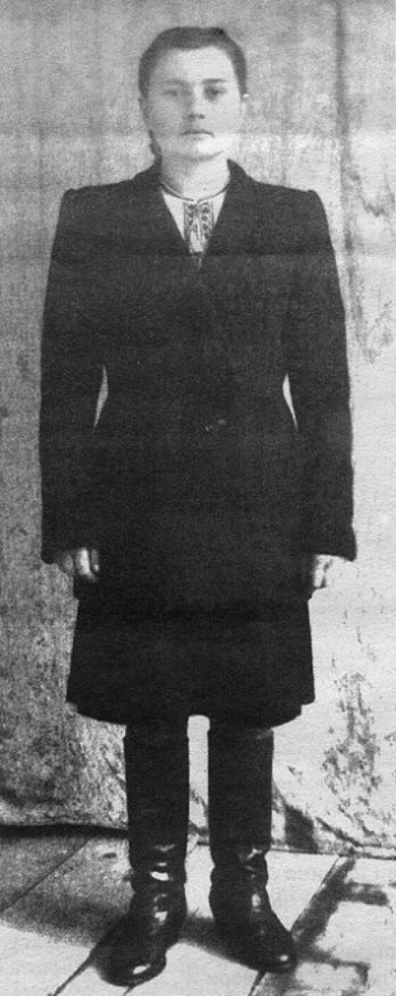 Олена Михнюк-«Зена» – референт УЧХ Печеніжинського райпроводу ОУН, працівниця референтури пропаганди Коломийського окружпроводу ОУН (100 років тому)