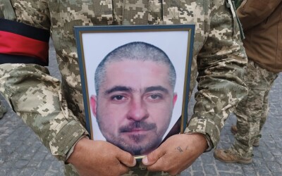 Сьогодні сумська громада попрощалася з Героями Андрієм Кірічуком та Володимиром Смирновим