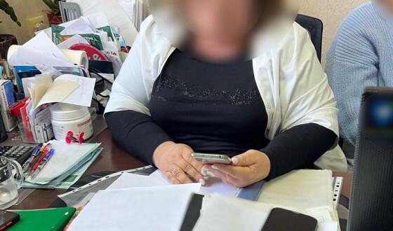 Правоохоронці Сумщини викрили лікарку, яка за 30 тис грн «знаходила» у військовозобов’язаних серйозні захворювання