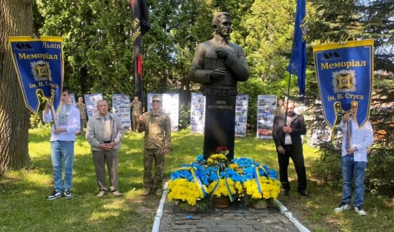 Для молоді Львівщині реалізували патріотичний квест-проєкт «Наші герої»