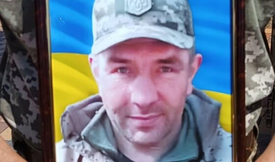 Сьогодні Сумська громада попрощалась із Героєм Олегом Сосенком