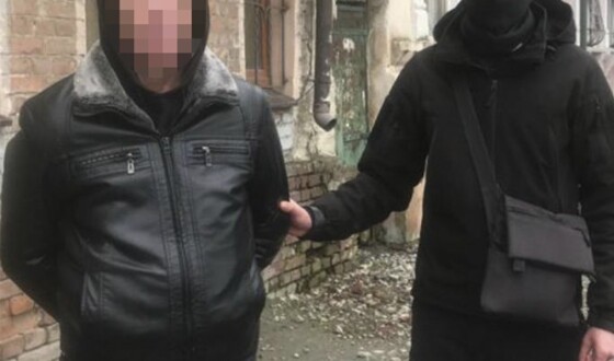 СБУ затримала ворожого інформатора, який наводив російські ракети на торговельні центри Дніпропетровщини