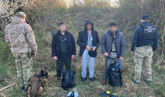 На кордоні зі Словаччиною затримали групу порушників