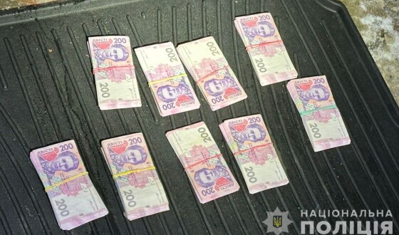 200 тисяч гривень за непридатність до військової служби: на Чернігівщині правоохоронці затримали адвоката