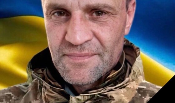Вчора, 6 червня, на Рівненщині попрощалися з Героями Андрієм Силкою, Віталієм Адамчуком і Романом Приймаком