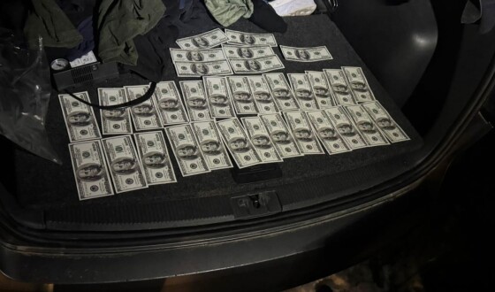 Житель Івано-Франківщини організував нелегальний бізнес з переправляння чоловіків призовного віку