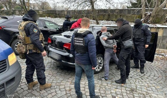 На Закарпатті прикордонники разом з оперативниками Нацполіції та СБУ викрили наркодилерів