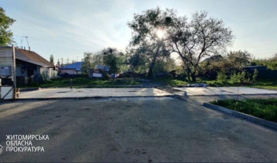 Власники незаконно збудованих павільйонів знесли споруди та звільнили комунальну землю