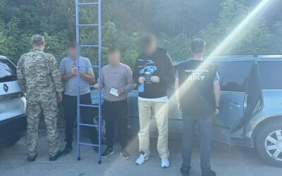 На ділянці відділу «Сокиряни» затримано переправника і перебіжчиків