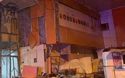 Удар по ТРЦ в Сумах: 2 загиблих, 20 постраждалих
