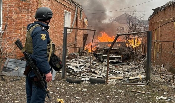 У Вовчанську на Харківщині авіаударом поранений чоловік, пошкоджені будинки