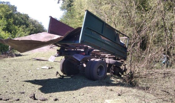 На Сумщині вантажівка наїхала на 11 мін