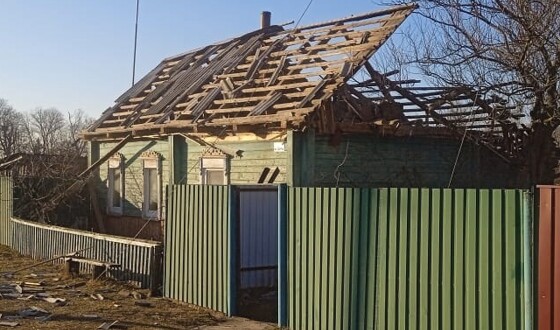 На прикордонні Чернігівщини росіяни вбили мирного чоловіка та атакували приватні будинки