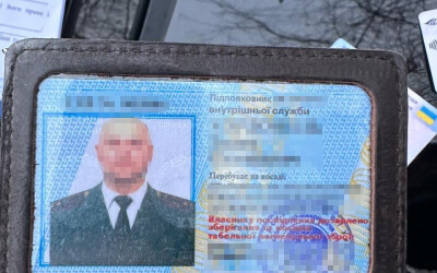 У Рівному працівника СІЗО втягнули в наркобізнес через романтичні стосунки з арештанткою
