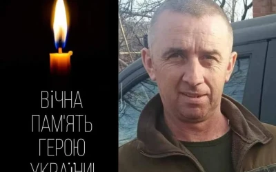 Сьогодні, 8 травня, Львівщина прощається з Героями Володимиром Грохолою, Романом Холявкою та Михайлом Ільчишиним