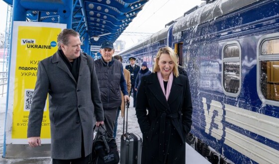 До Києва прибула двопартійна делегація Конґресу США