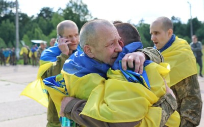 Україна повернула з російського полону групу Оборонців