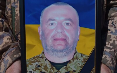 Сьогодні сумська громада попрощалася із Захисниками України Романом Моренком і Олександром Чергінцем