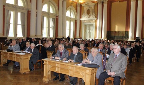 Якщо наука теперішньому урядові не потрібна, то чи потрібне Наукове Товариство ім. Шевченка?