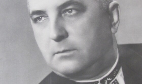 Євген Шабліовський – літературознавець, шевченкознавець (120 років тому)