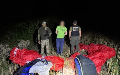 На Вінниччині прикордонники затримали чоловіка, який намагався перелетіти кордон на параплані