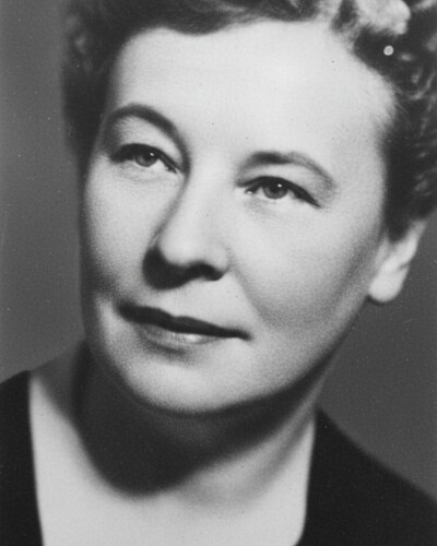 Тетяна Кошиць – співачка, диригентка, педагог, етнограф, громадська діячка, дружина Олександра Кошиця (60 років тому)