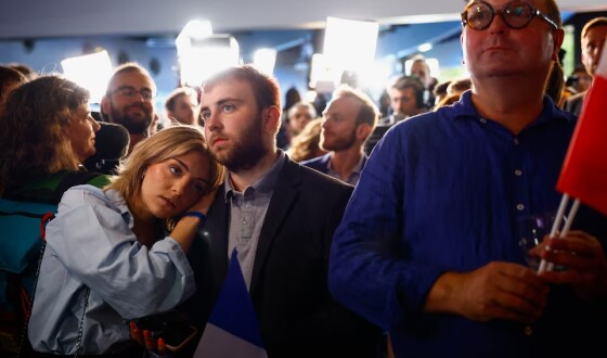 Reuters: як Марі Ле Пен програла французькі вибори