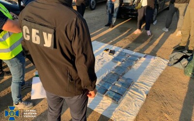 За матеріалами СБУ та Нацполіції тюремні вироки отримали члени міжнародної наркомафії, які курували контрабанду кокаїну до ЄС