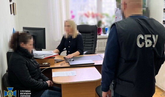 СБУ затримала двох колаборанток з Херсонщини, які прикидалися переселенками, щоб уникнути правосуддя