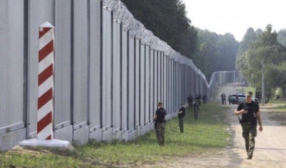 Польща оголосила про припинення видачі віз громадянам Росії