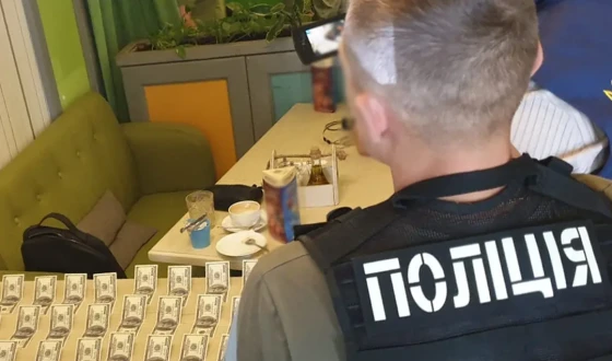 У Києві Нацполіція викрила організатора «бізнесу» на іноземцях, які бажали узаконити проживання в країні
