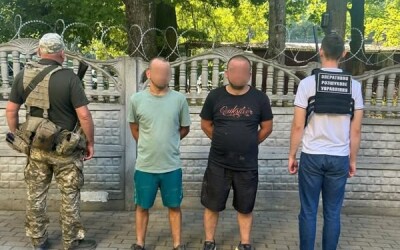 Поблизу кордону зі Словаччиною затримали двох порушників на самокатах